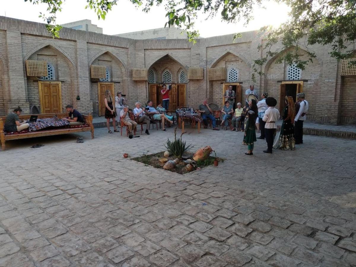 Caravan Sarai Khiva Bagian luar foto