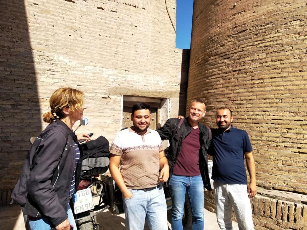 Caravan Sarai Khiva Bagian luar foto