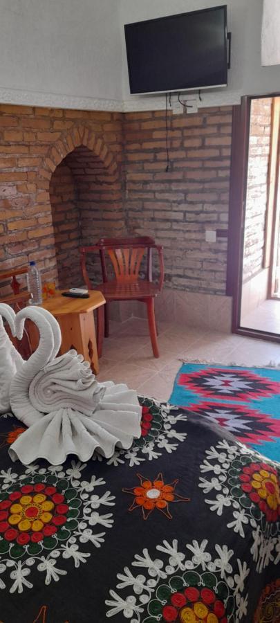Caravan Sarai Khiva Bagian luar foto