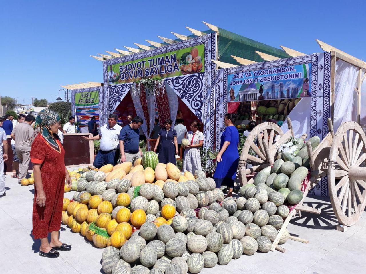 Caravan Sarai Khiva Bagian luar foto